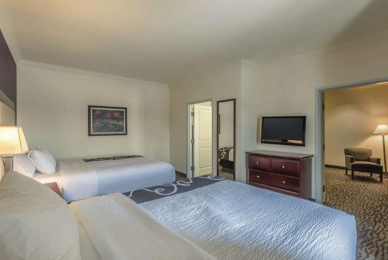 La Quinta Inn & Suites By Wyndham Loveland Estes Park Zewnętrze zdjęcie